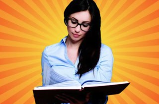 Image Speed Reading Machine Course, Udemy. A woman holding a book, yellow background with sunbeams symbolizing velocity and speed